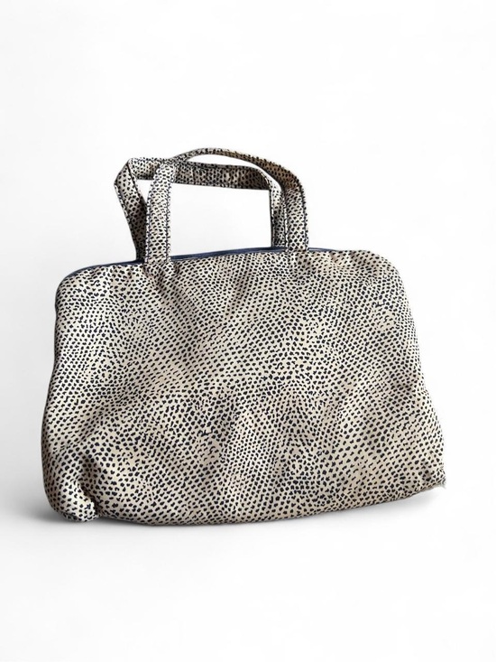 Oscar de la Renta Handbags - Vintage Oscar de la Renta Travel Cosmetic Bag Clear Zip Toiletry Leopard Print